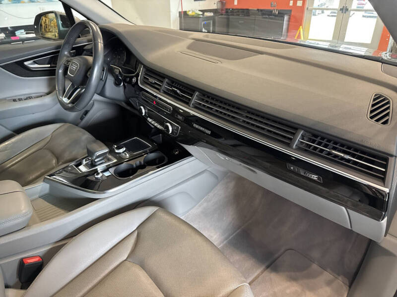 2017 Audi Q7 3.0T quattro Premium Plus