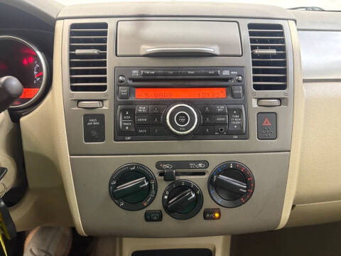 2012 Nissan Versa 1.8 S