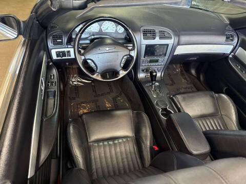 2004 Ford Thunderbird Deluxe