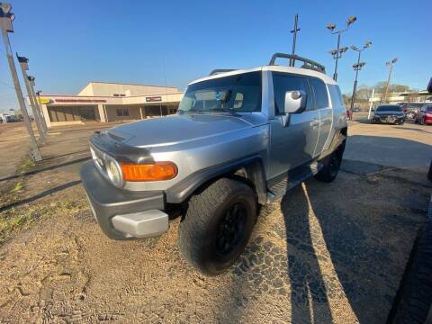 2007 Toyota FJ Cruiser for sale at Car City in Jackson MS