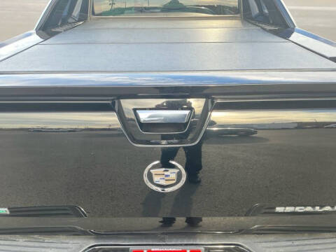 2011 Cadillac Escalade EXT Premium