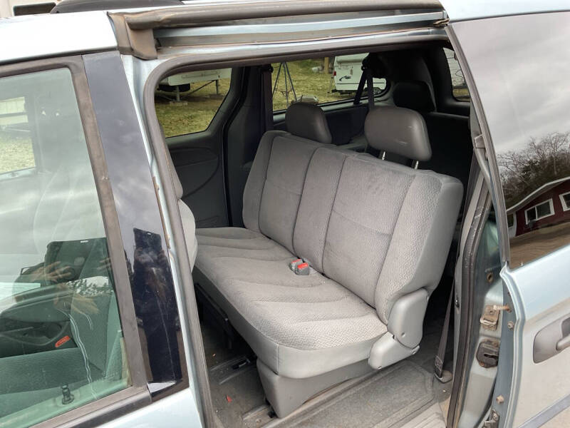2004 Dodge Grand Caravan SE