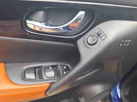 2017 Nissan Rogue SL