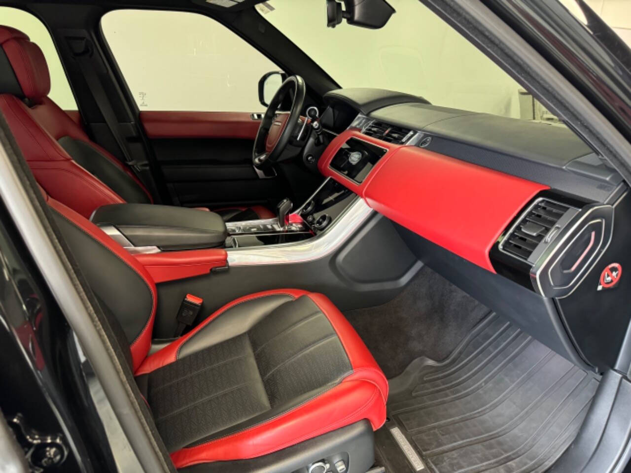 2018 Land Rover Range Rover Sport for sale at Vista Motorwerks in Oak Creek, WI