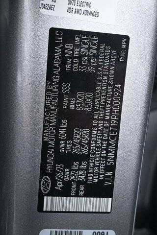 2023 Genesis Electrified GV70