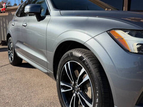 2020 Volvo XC60 T6 Momentum