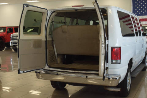2014 Ford E-Series E-350 SD XLT