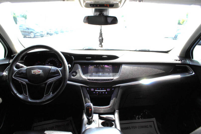 2017 Cadillac XT5 Luxury