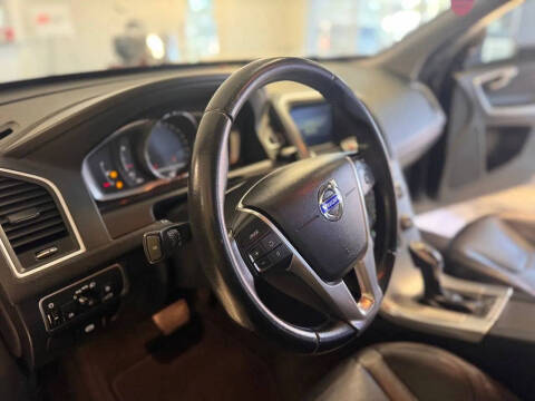 2017 Volvo XC60 T6 Dynamic