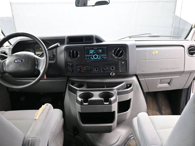 2014 Ford E-Series