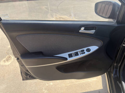 2012 Hyundai Accent GS