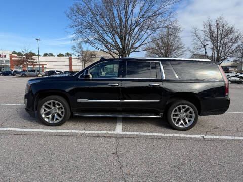 2017 Cadillac Escalade ESV Luxury