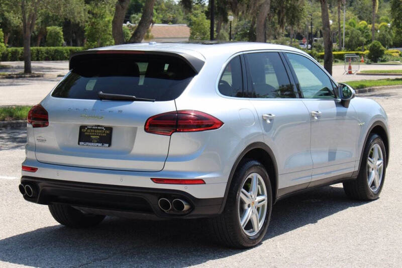 2016 Porsche Cayenne S E-Hybrid