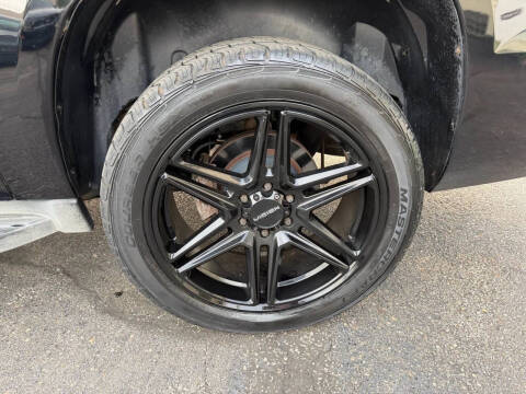 2011 Chevrolet Avalanche LTZ