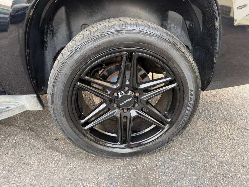 2011 Chevrolet Avalanche LTZ