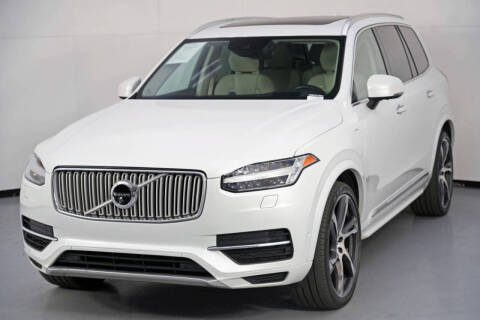2017 Volvo XC90 T8 eAWD Inscription