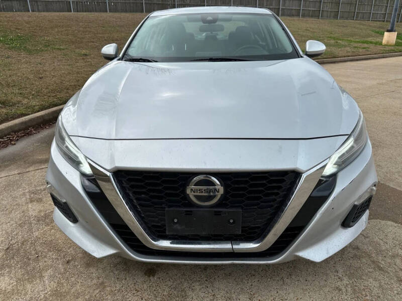 2021 Nissan Altima 2.5 SV