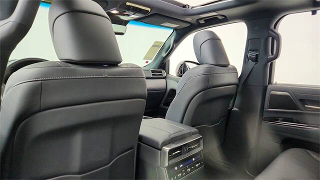 2024 Lexus LX 600 Luxury