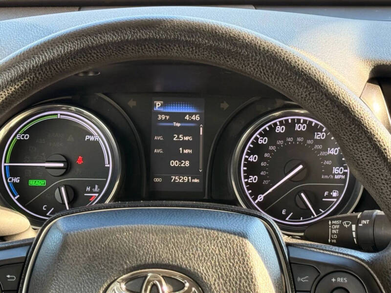 2020 Toyota Camry Hybrid LE