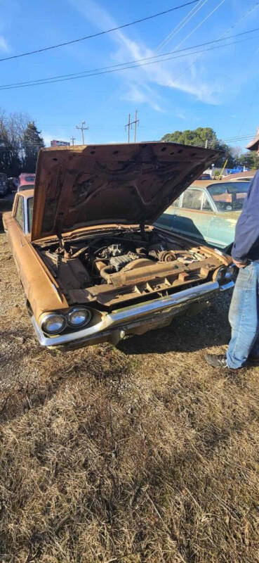 1966 Ford Thunderbird