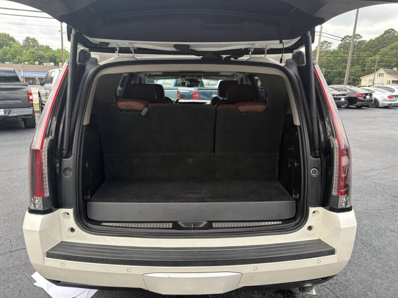 2015 Cadillac Escalade Luxury