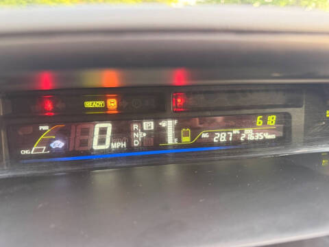 2013 Toyota Prius v Five