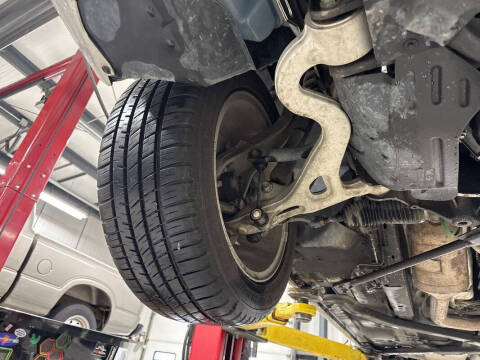 2004 Ford Thunderbird Deluxe