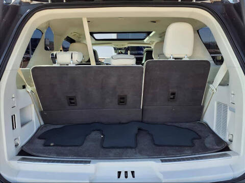 2018 Lincoln Navigator Black Label