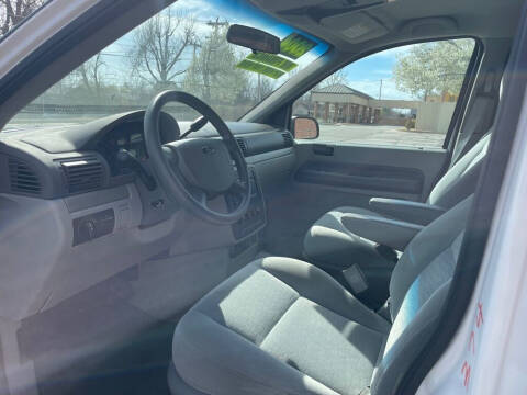 2004 Ford Freestar S