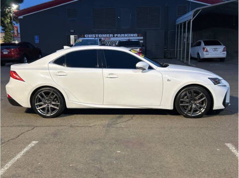 2019 Lexus IS 300 for sale at Carros Usados Fresno in Fresno CA