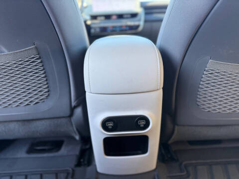 2023 Hyundai Ioniq 5 SE