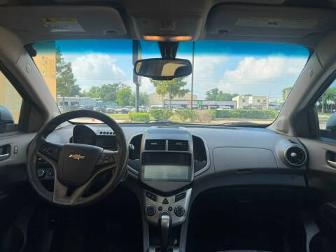 2015 Chevrolet Sonic LT Auto