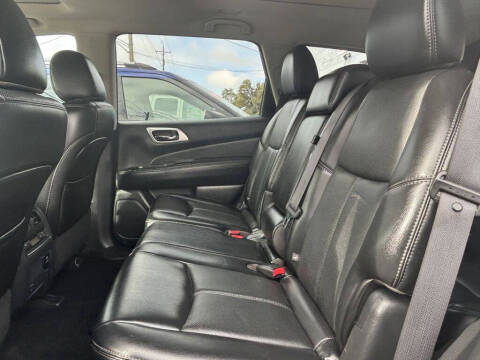 2017 Nissan Pathfinder S