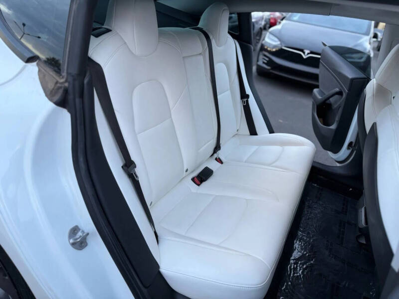 2021 Tesla Model 3 Performance