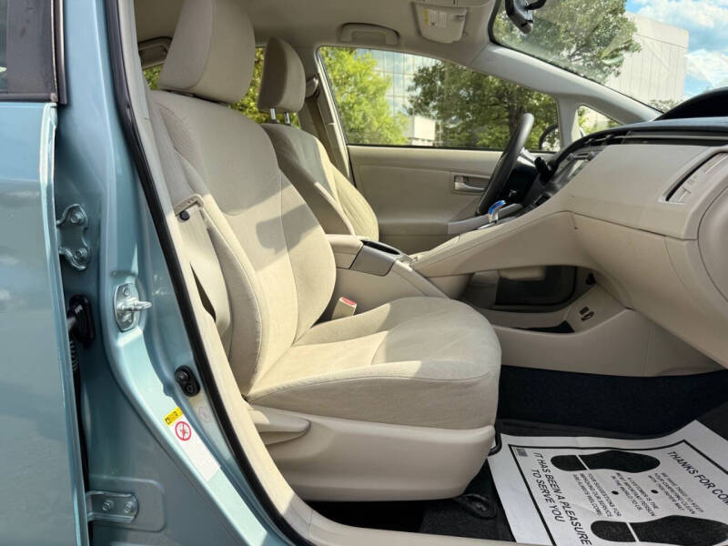 2015 Toyota Prius Two