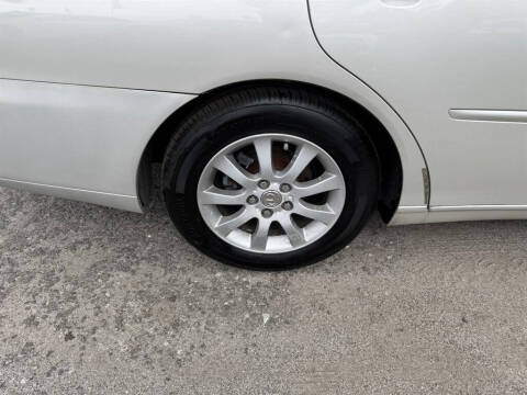 2004 Lexus ES 330