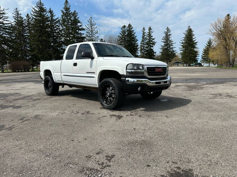 2003 GMC Sierra 2500HD for sale at Lake Shore Auto Mall in Williamson NY