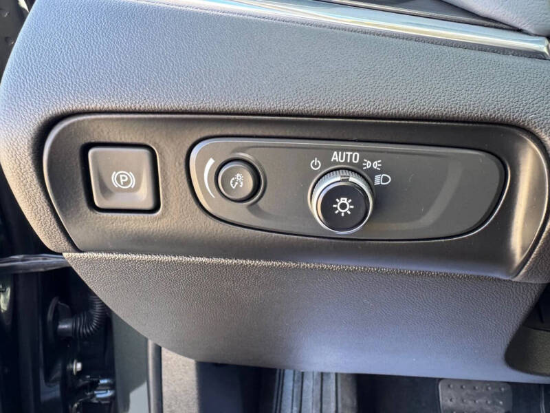 2020 Buick Enclave Essence