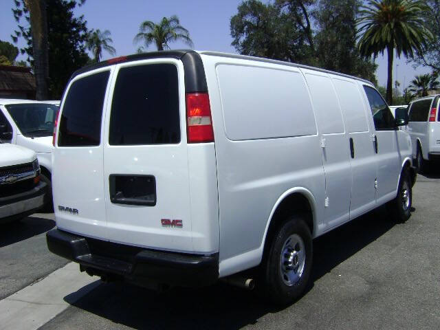 2009 GMC Savana 3500