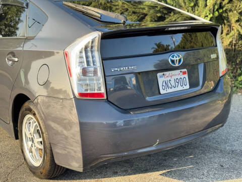 2010 Toyota Prius II