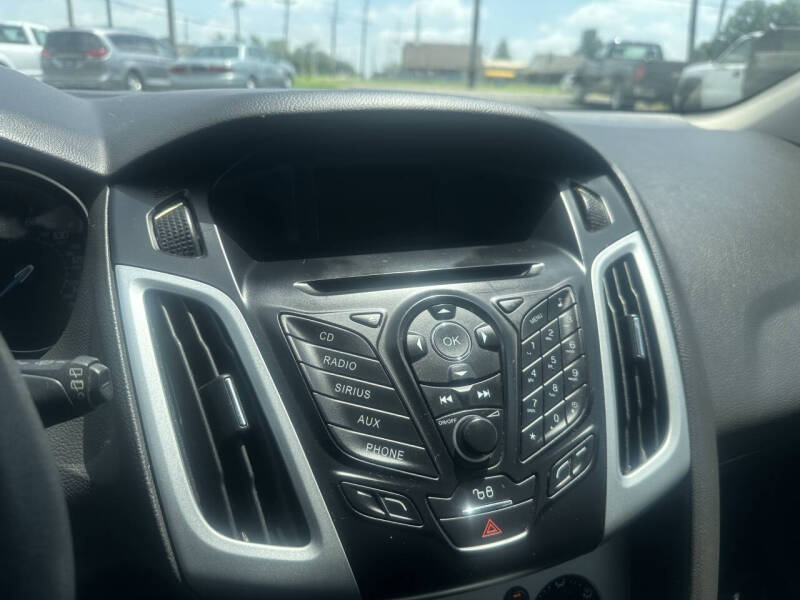 2012 Ford Focus SE