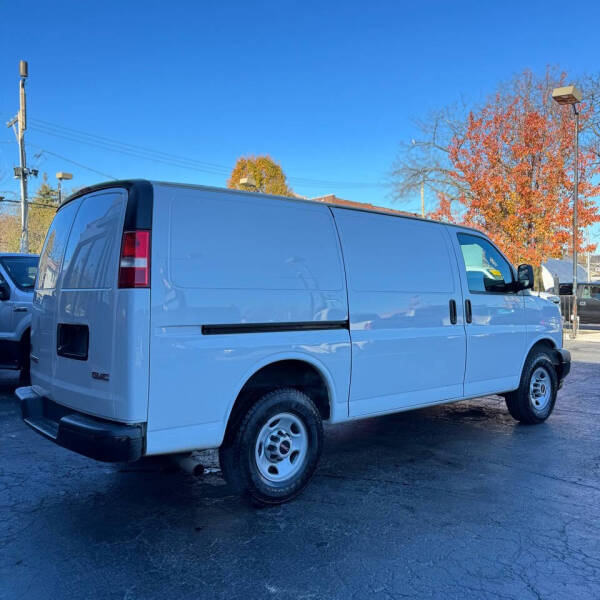 2018 GMC Savana 3500