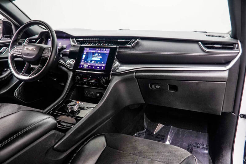 2022 Jeep Grand Cherokee L Altitude