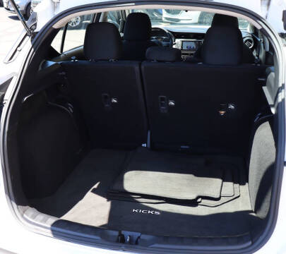 2023 Nissan Kicks S