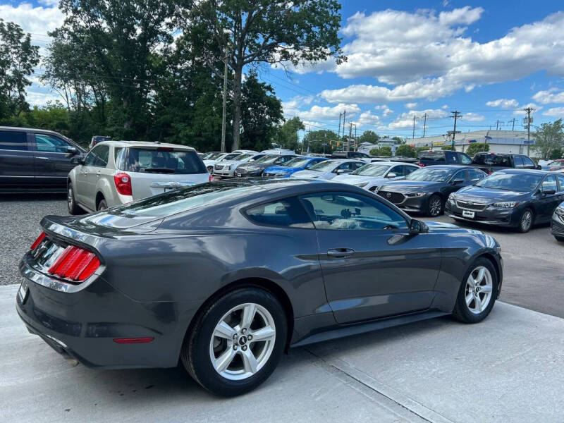 2017 Ford Mustang V6