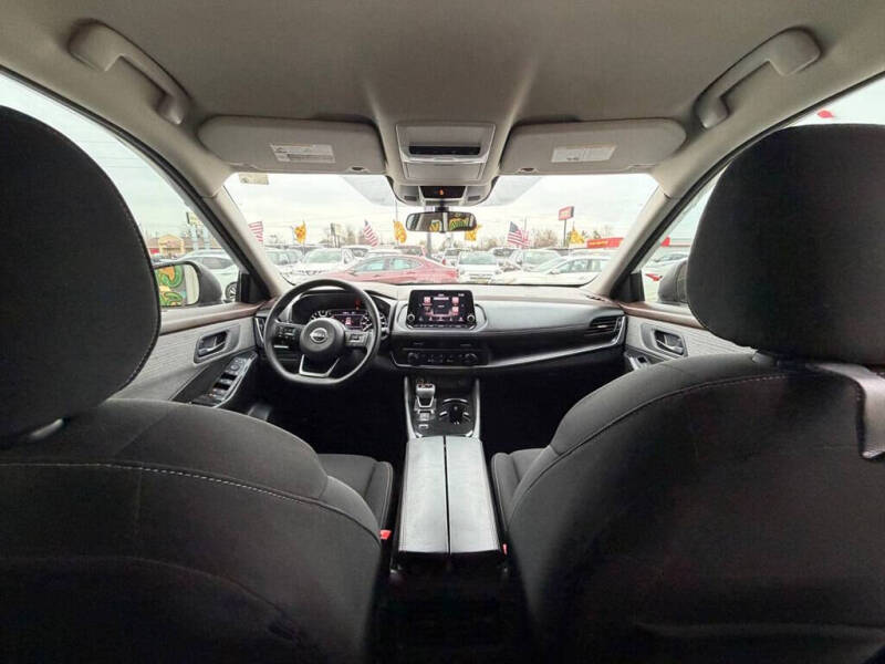 2023 Nissan Rogue S