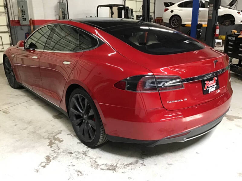 2015 Tesla Model S P85D