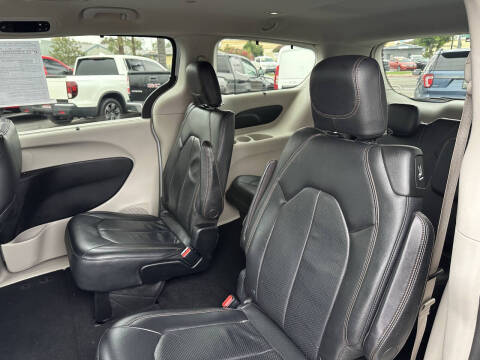 2020 Chrysler Pacifica Touring L