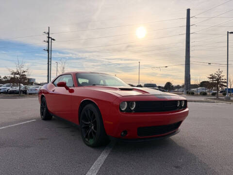2016 Dodge Challenger SXT Plus