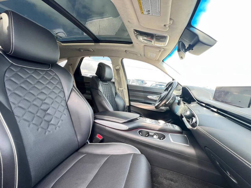 2023 Genesis Electrified GV70